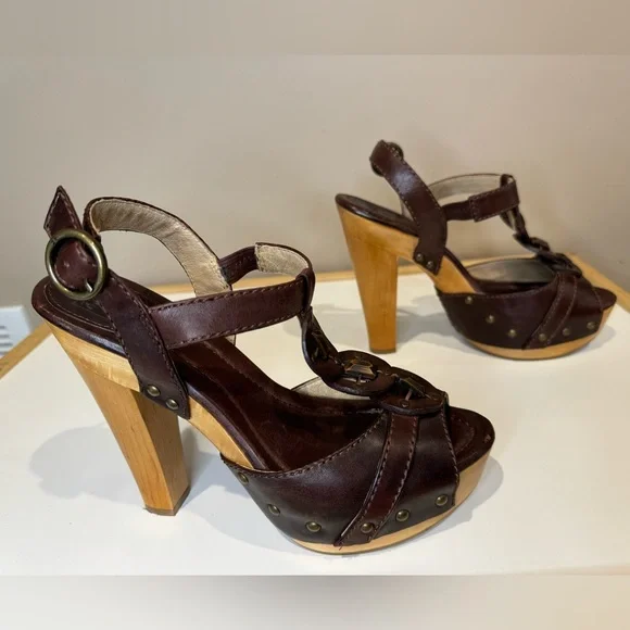 Frye Fran Wood T Strap Leather Platform Heeled Sandals Womens Size 9
